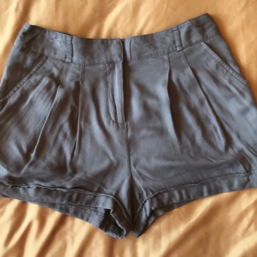 Short - Picture 2 of 8